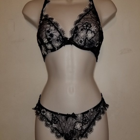 Agent Provocateur Magdelena lace bra and brief set